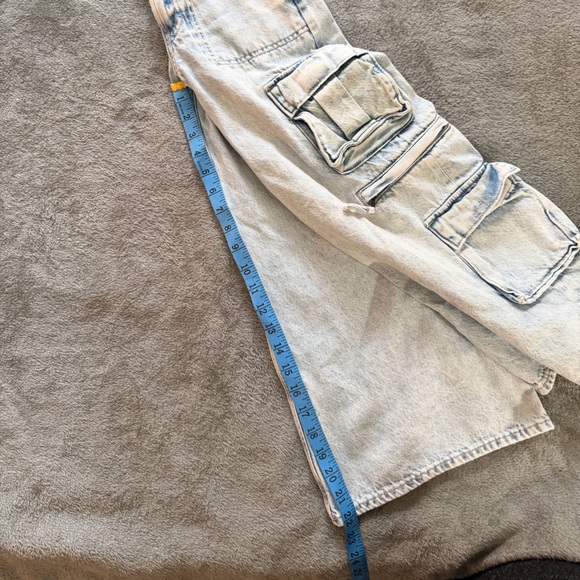 GAP Kids Light Blue Cargo Jeans - Picture 5 of 7